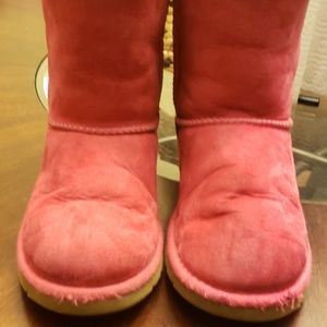Little girl  Bow Ugg boots